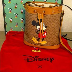 Gucci x Disney GG Supreme Mickey Bucket Bag